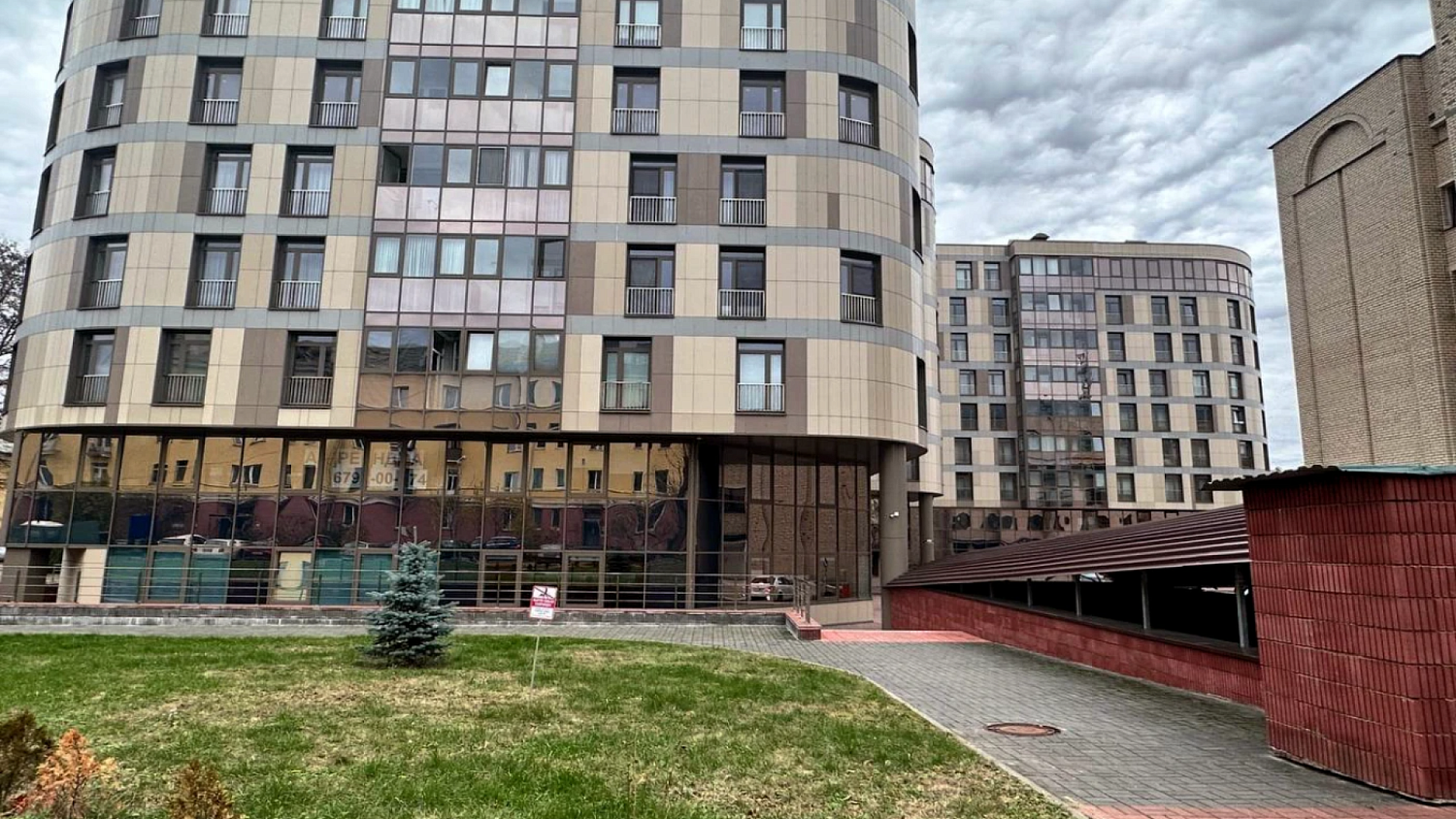Монтаж фасада HPL панелями HP103